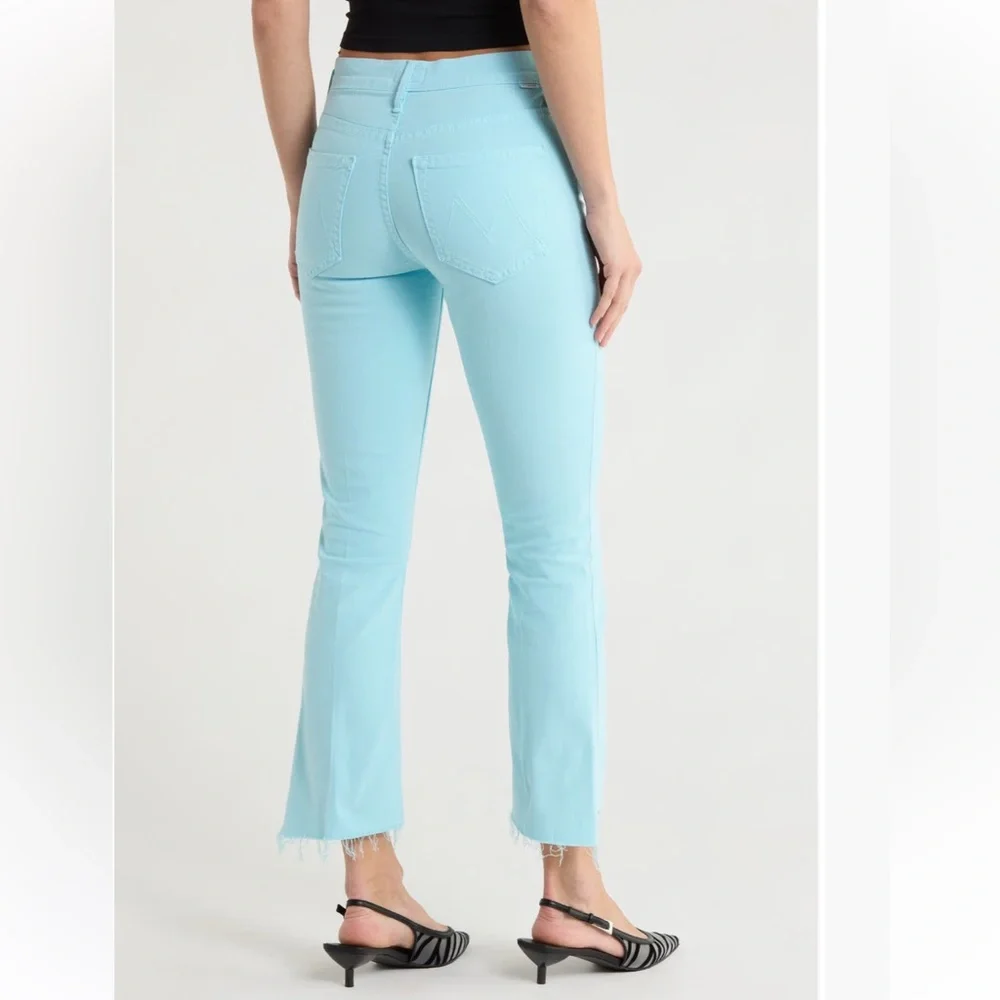 MOTHER The Insider Crop Step Fray in Sky Blue - Picture 2 of 13